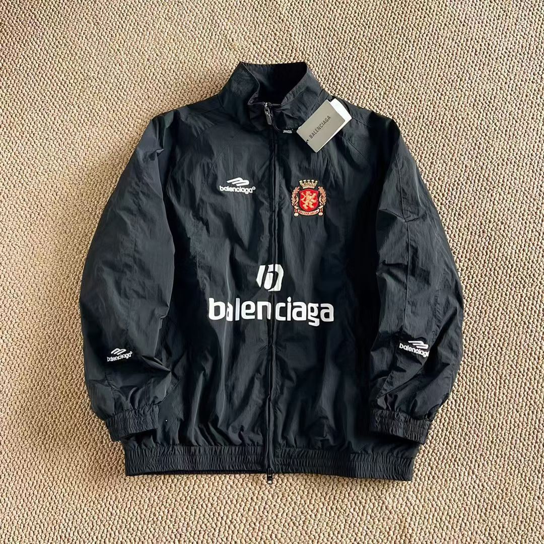 BB WINDBREAKER
