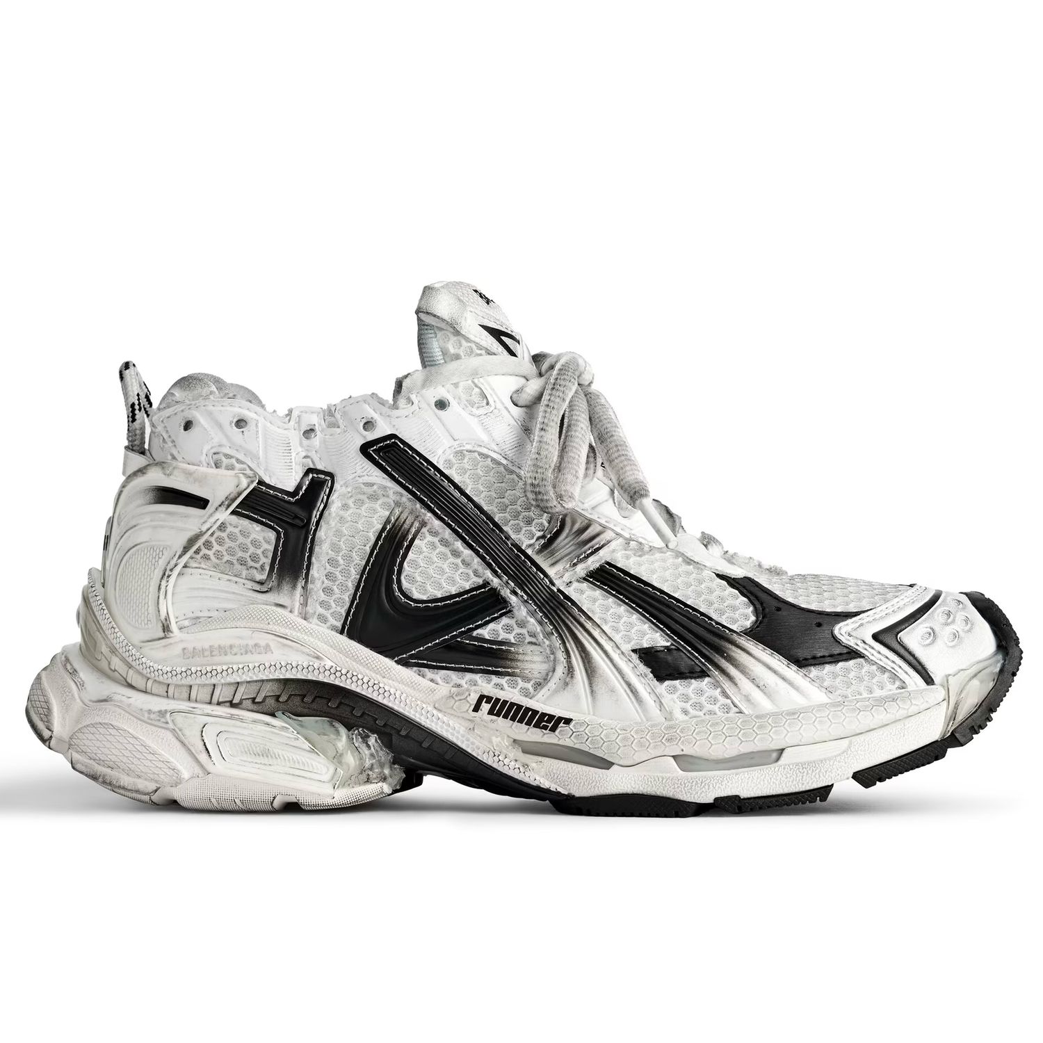 BB RUNNERS - WHITE &amp; BLACK