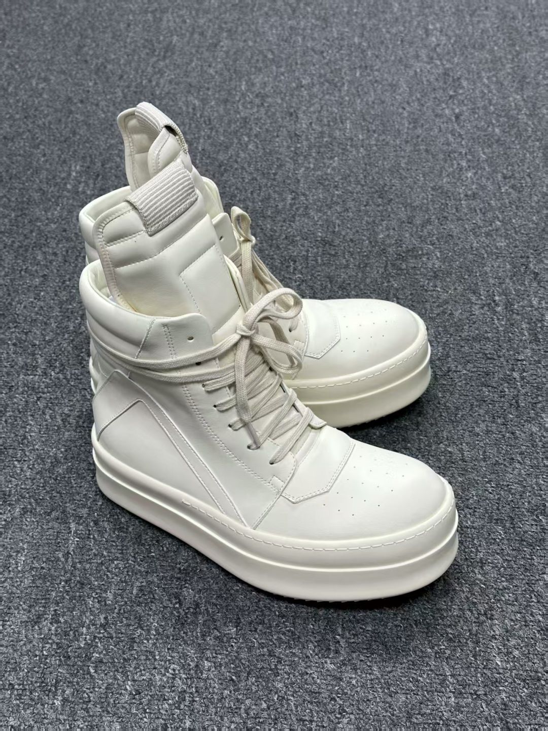 RO HIGH - WHITE &#39;MEGA BUMPER&#39;