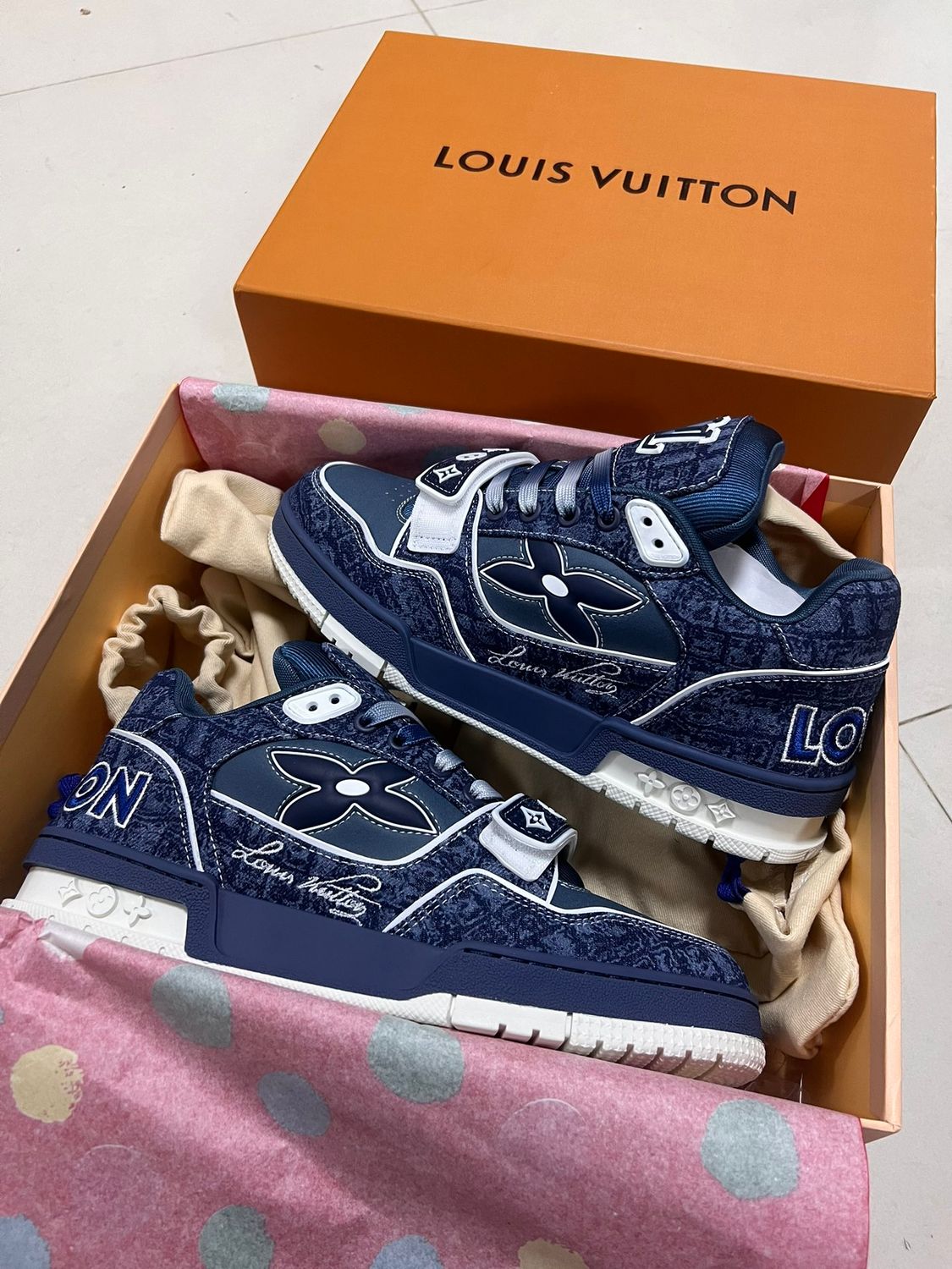LV TRAINER - BLUE