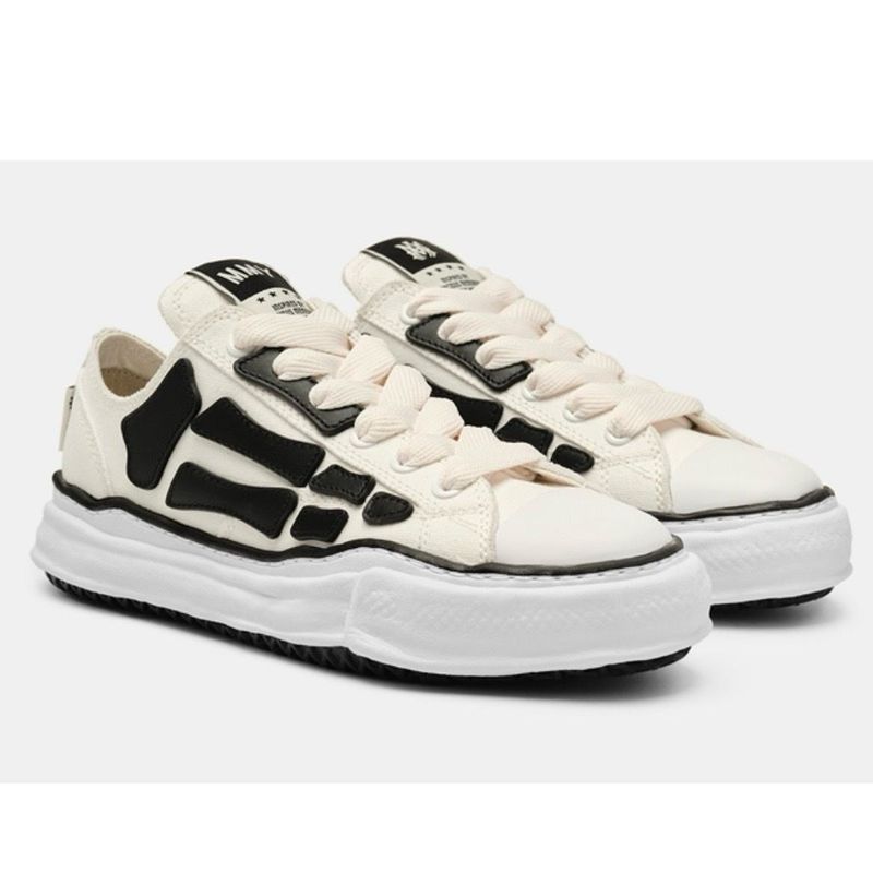 MIHARA X AM*RI - WHITE (ON HAND) (MENS 44)