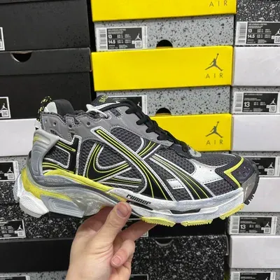 BB RUNNERS - GRAY BLACK YELLOW