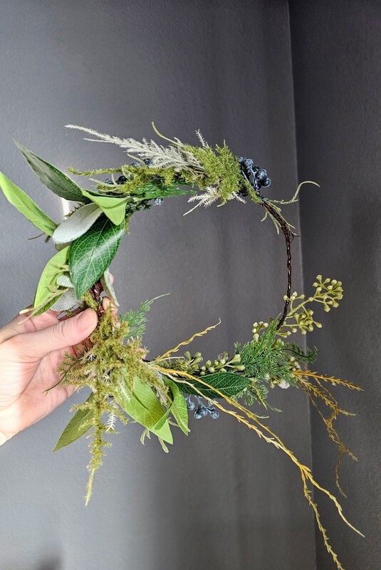 Floral Dog Collar Wreath-Custom, blueberries &amp; ferns