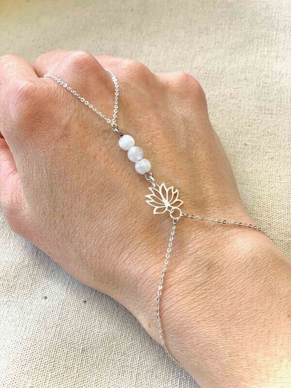 "Handjuweel" edelsteen met lotus / hartchakra