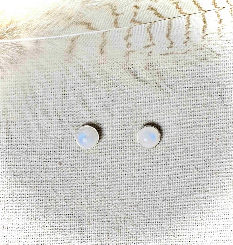 "Oorsteker zilver / stainless steel" met edelsteen 8mm