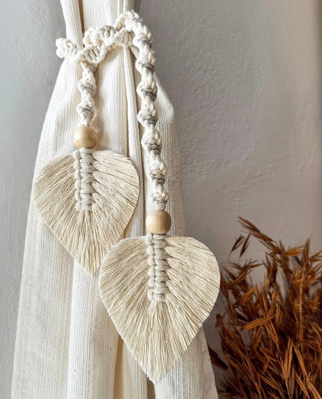 Curtain Tie