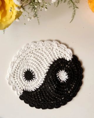 Crochet Dolie/Crochet Flower