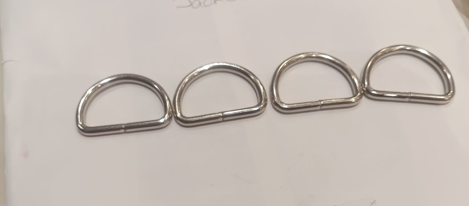 D Hook