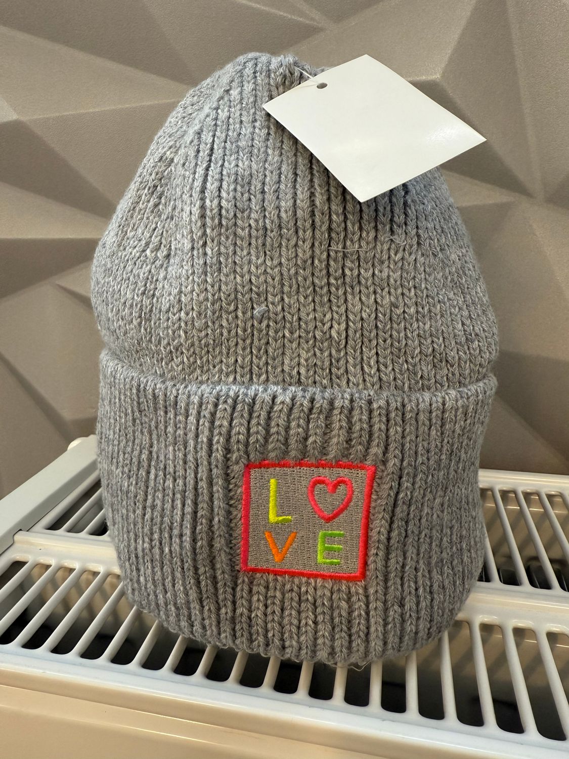 Mütze LOVE Grau
