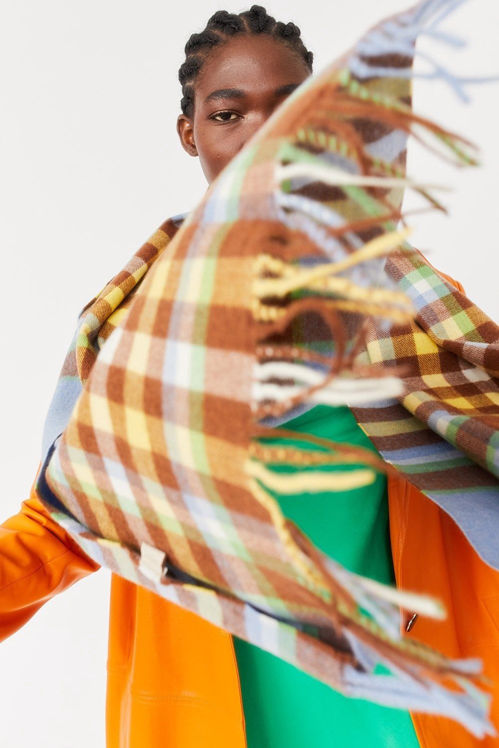 Checkered brown scarf with tassels