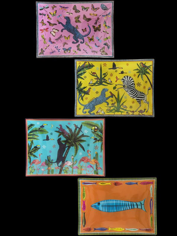 Jungle tin with 4 plates