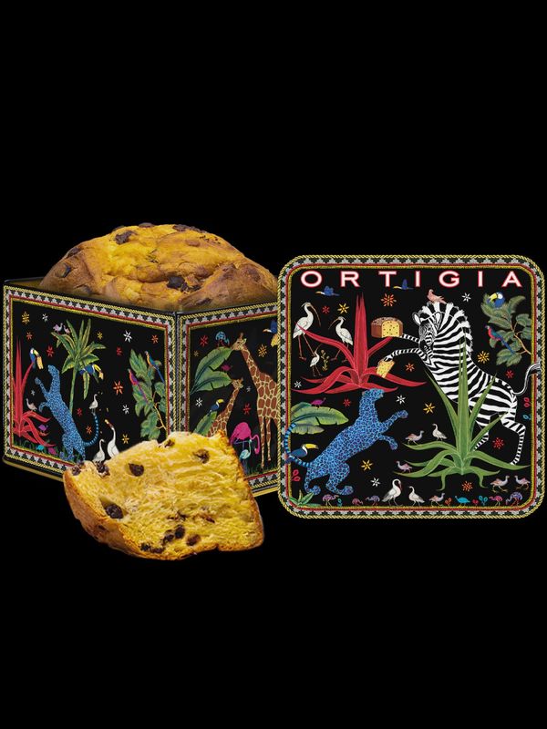 Jungle tin with chocolate panettone
