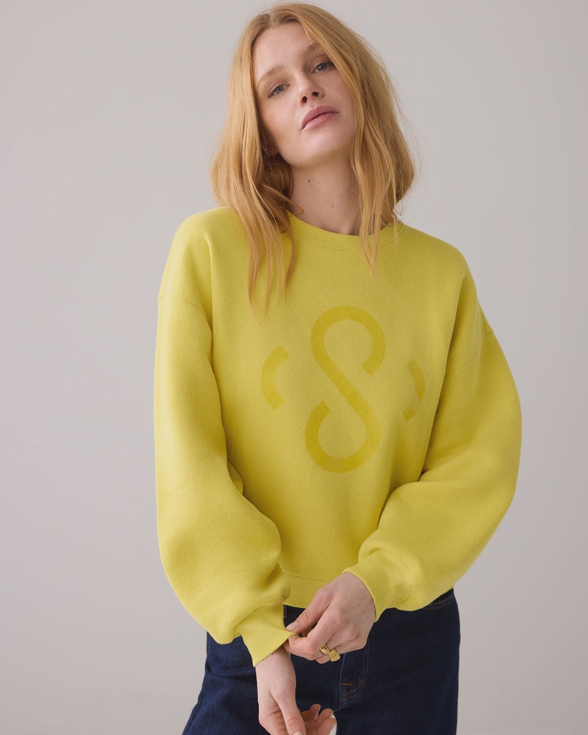 Logo sweatshirt yellow