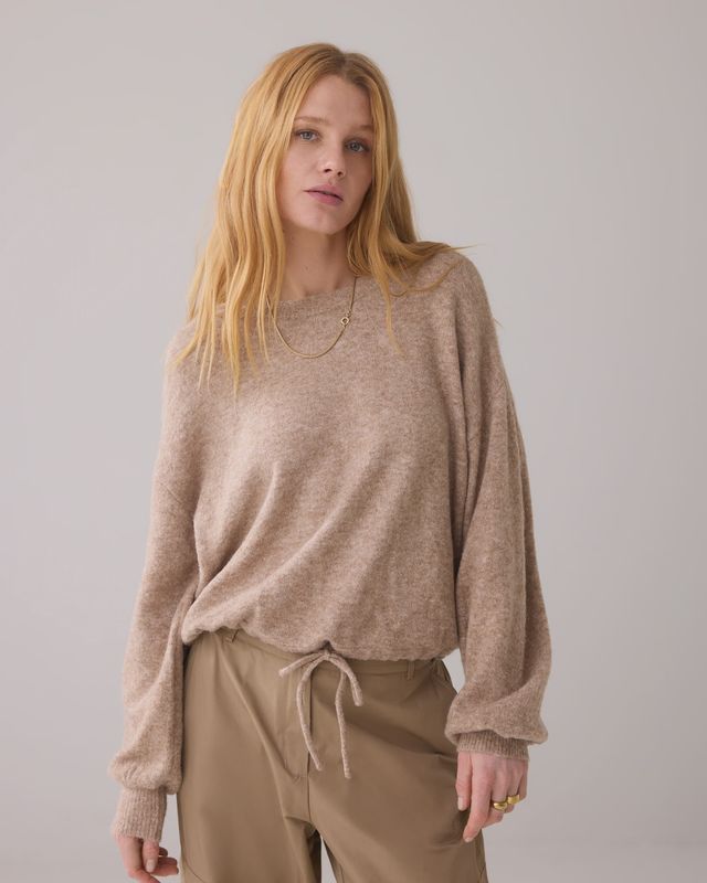 Oversized beige jumper with drawstring waist