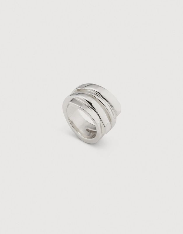 Irregular split ring in silver