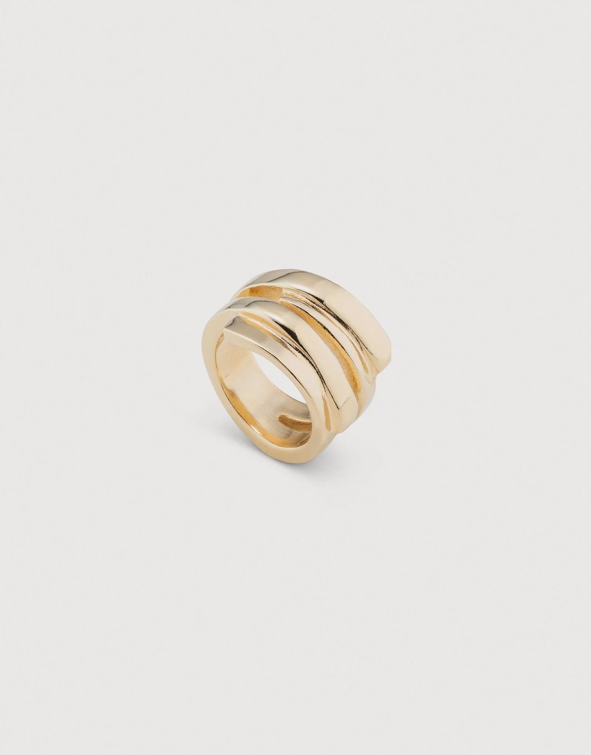 Irregular split ring in gold