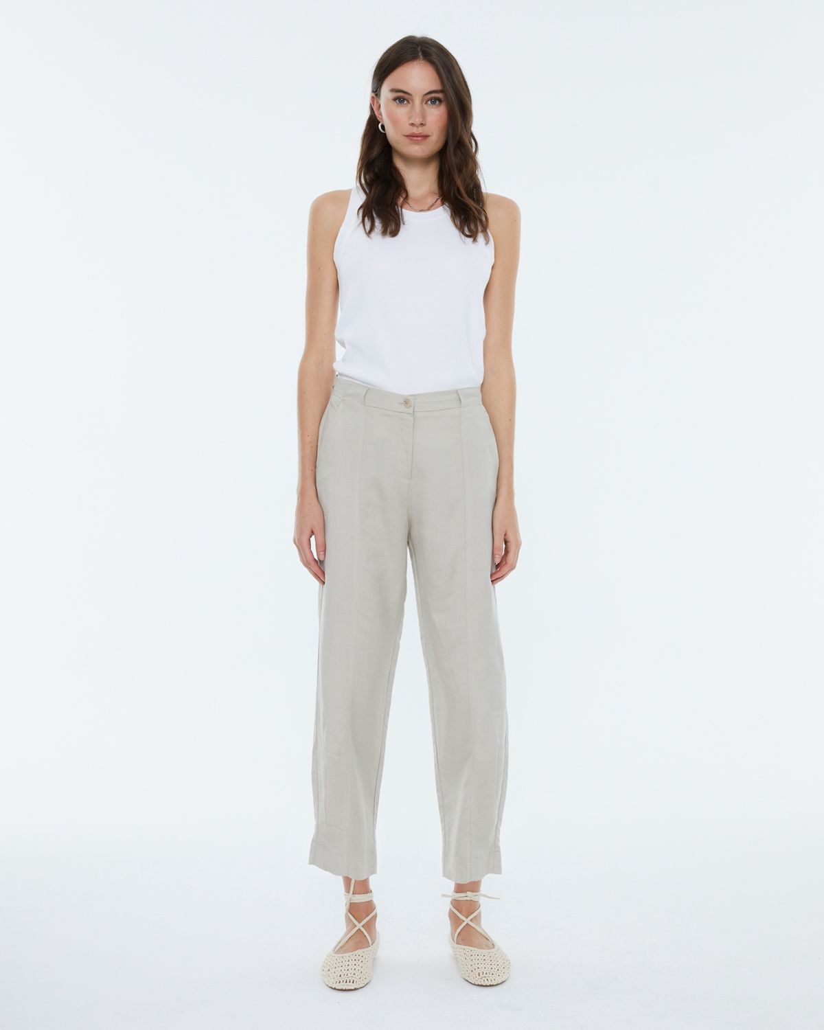Beige carrot trousers