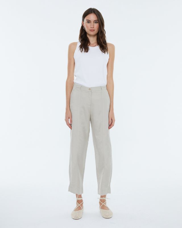 Beige carrot trousers