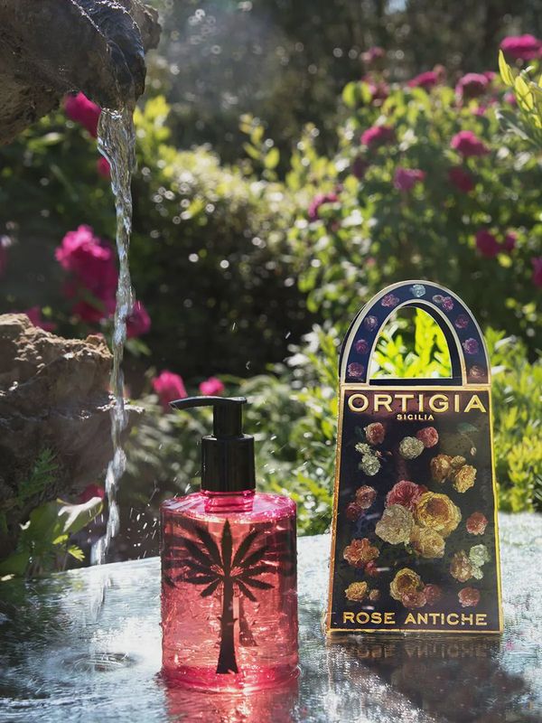 Rose Antiche liquid soap