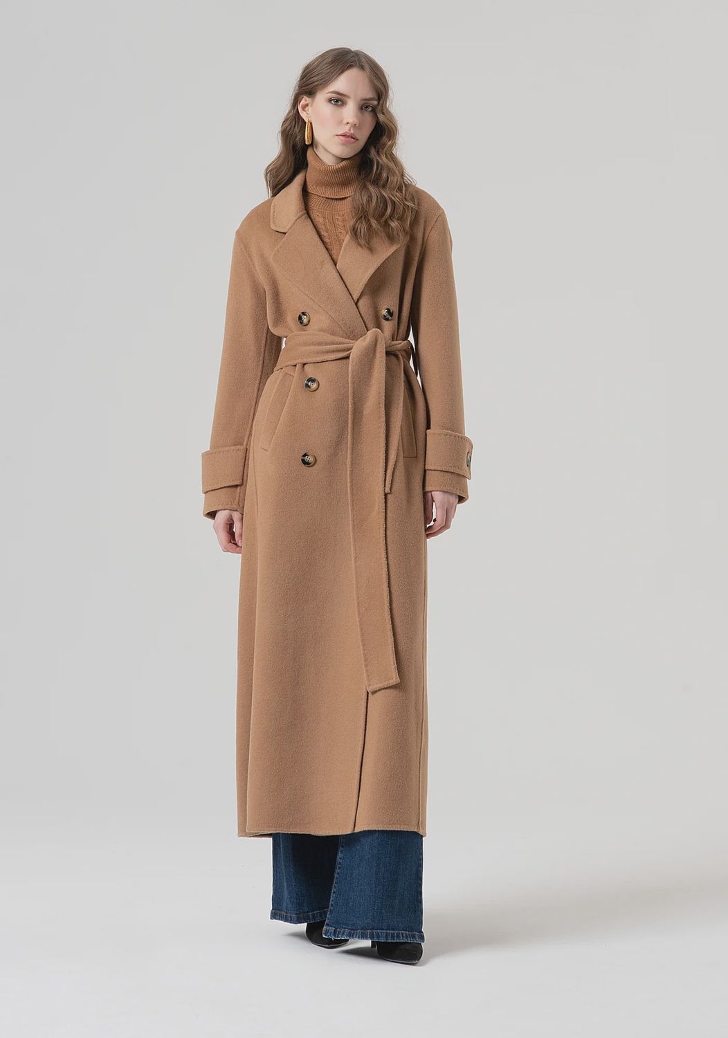 Belted wool coat in camel