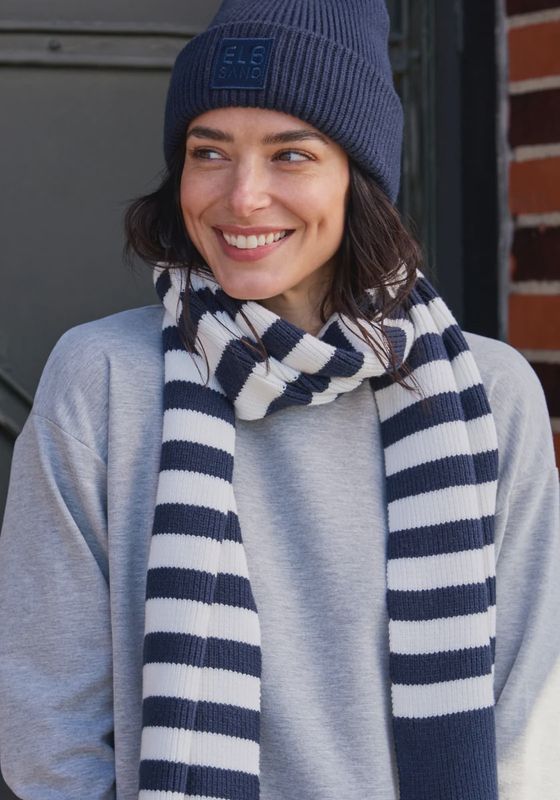 Noelle scarf navy stripe
