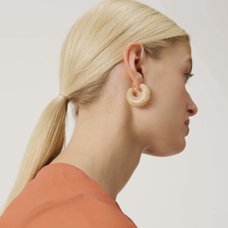 Moon earrings camel