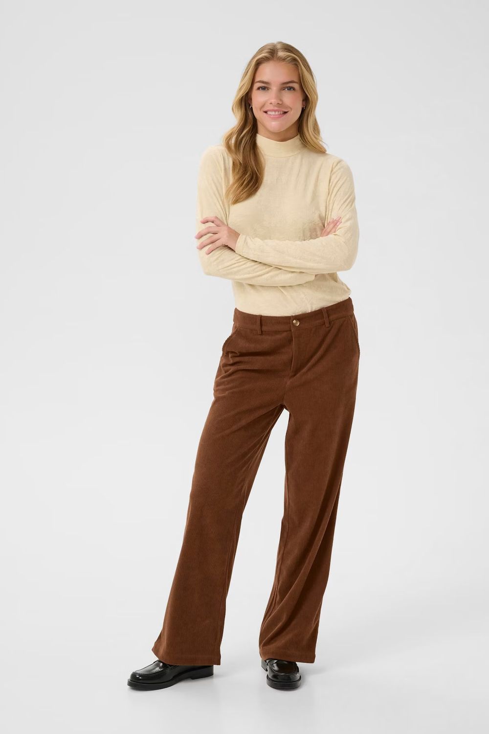 Kanna corduroy trousers rust brown