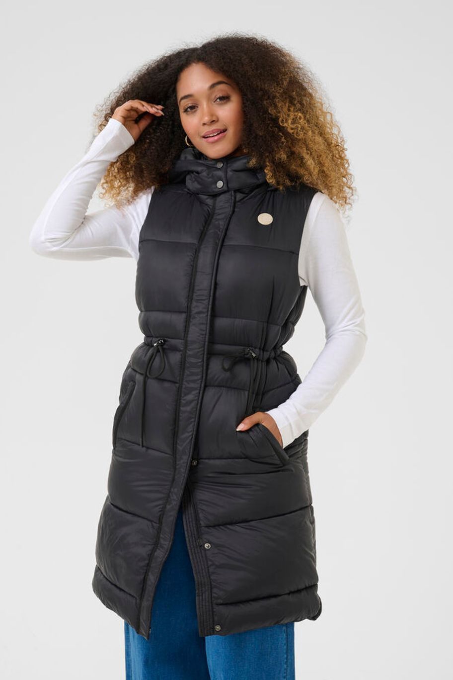 Gaiagro longline sleeveless gilet black