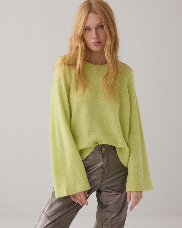 Oversized jumper lime green