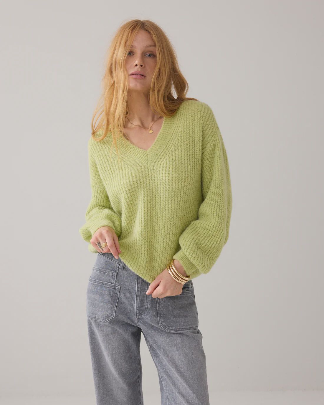 V-neck jumper lime green