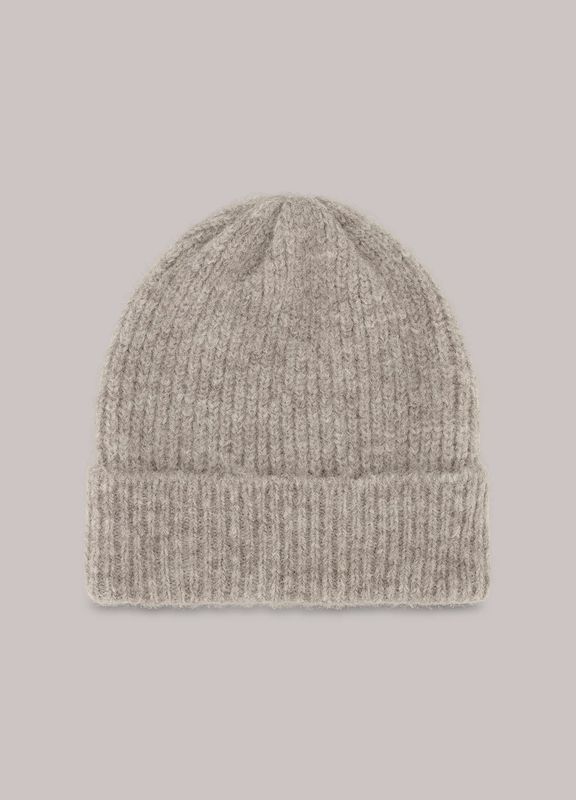 Knitted beanie beige