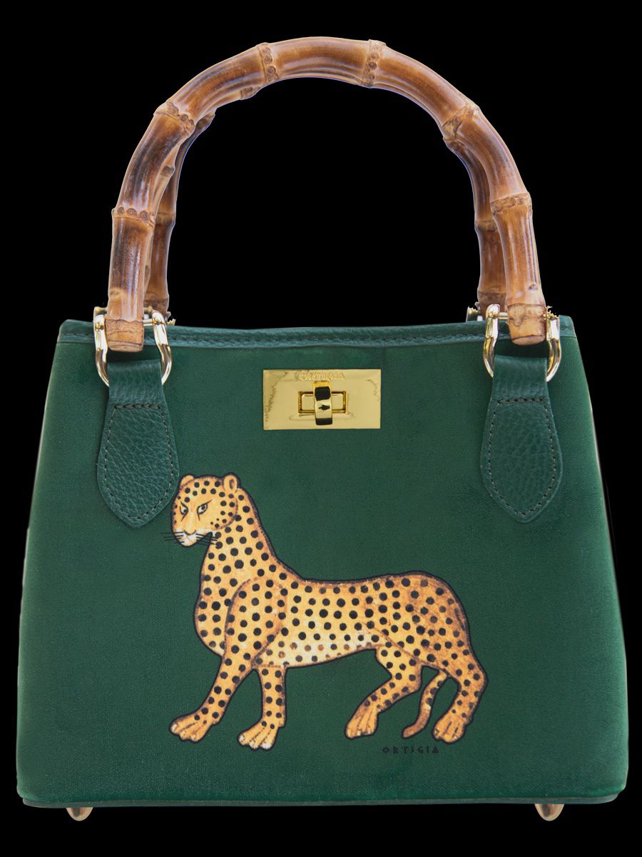Velvet bag in green
