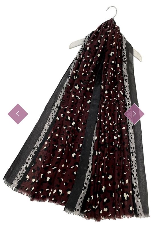 Leopard print scarf burgundy