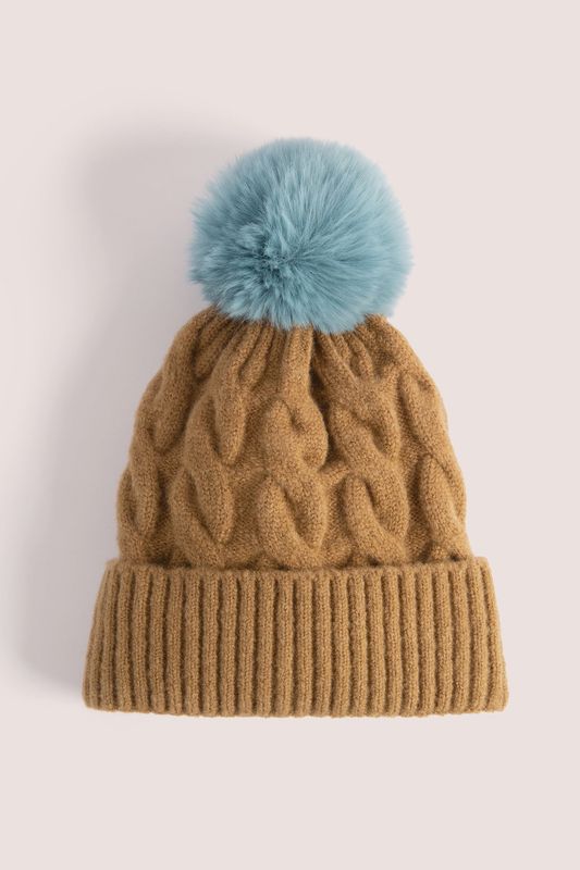 Elise hat beige with blue pompom
