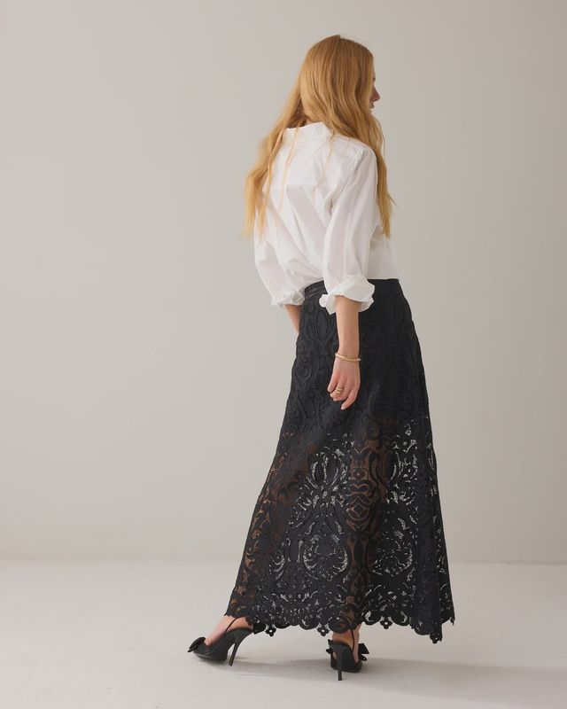 Lace A-Line skirt black