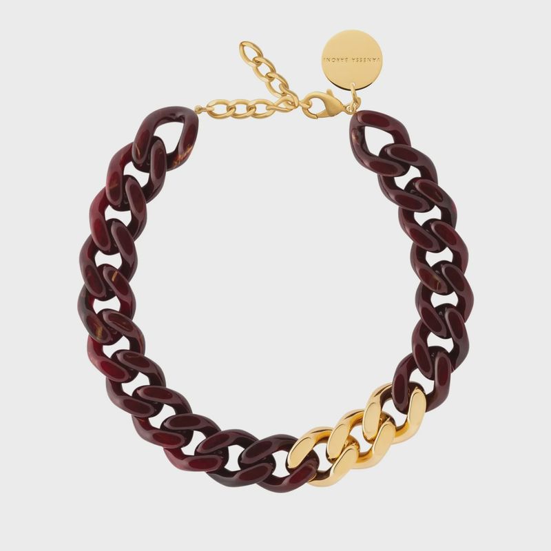 Flat chain necklace gold and burgundy marble