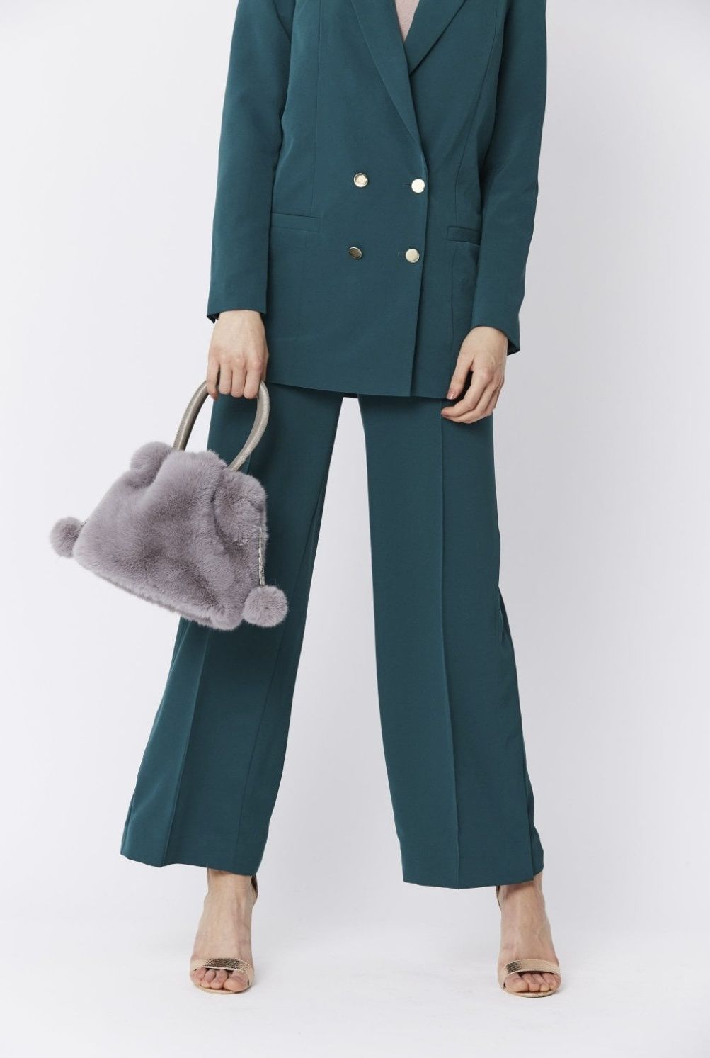 Faux fur bucket bag grey