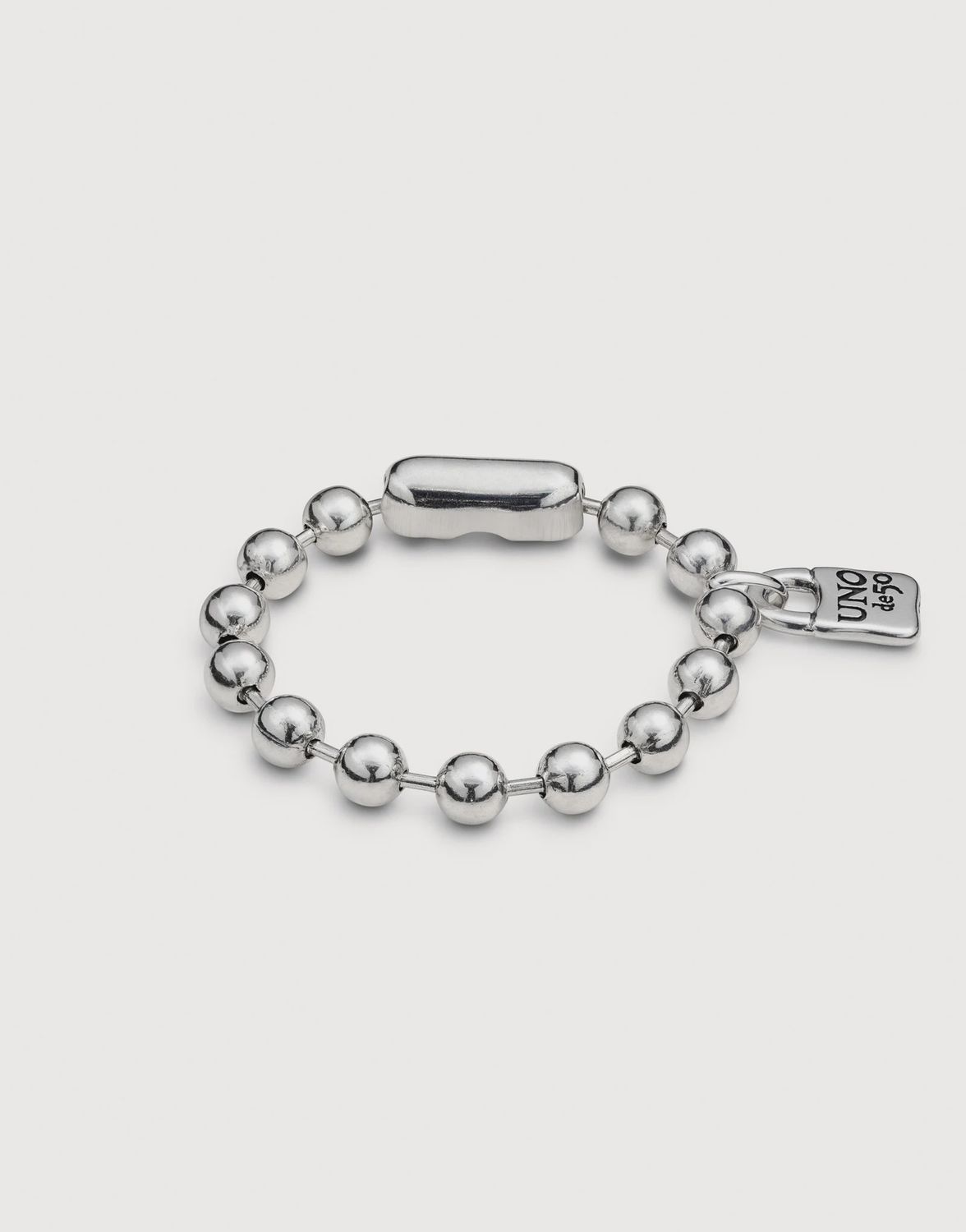Beaded bracelet with padlock charm silver