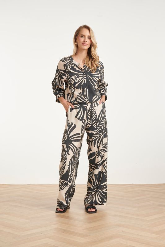 Wide Leg Trousers with Tropical Leaf Print in Black and cream