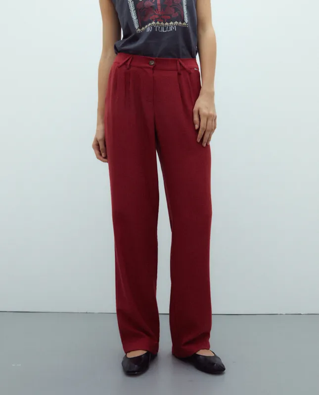 Trousers in red