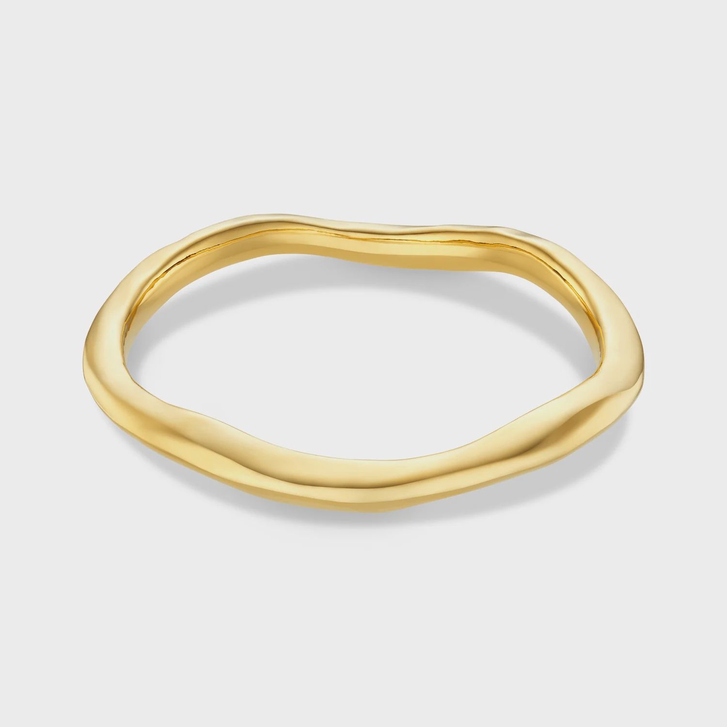 Polished hammered bangle gold