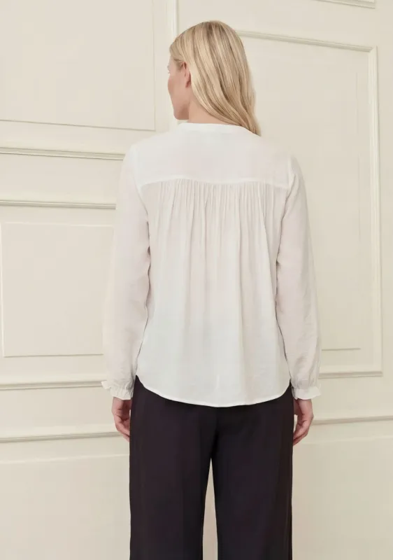 Mist v-neck button shirt in off white