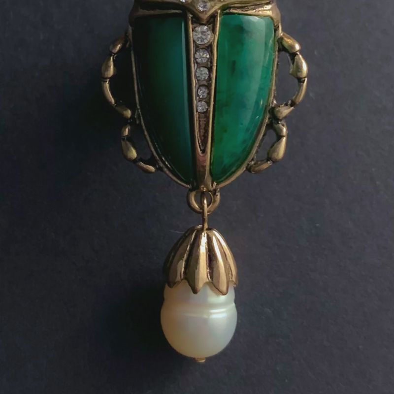 Scarab &amp; Baroque Freshwater Pearl Jade Green Brooch Pin