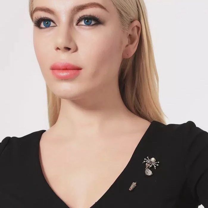 Spider, Pearl &amp; Teardrop Brooch Pin