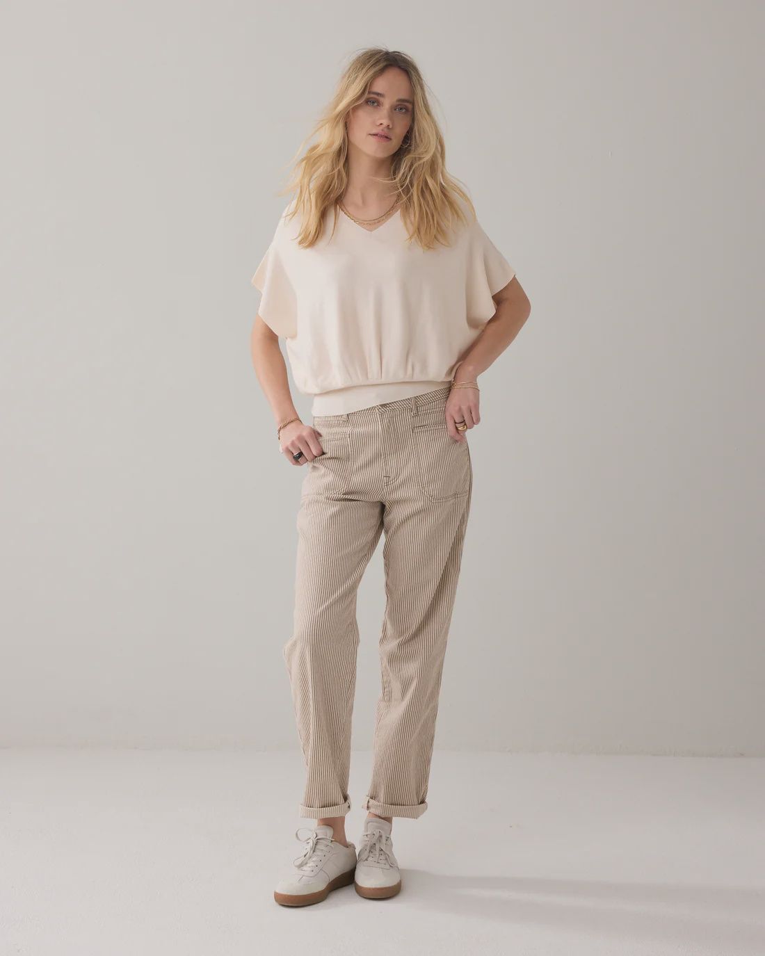 Seamless knitted top cream