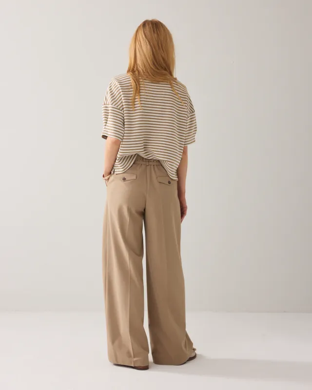 Pleated wide leg trousers camel brown