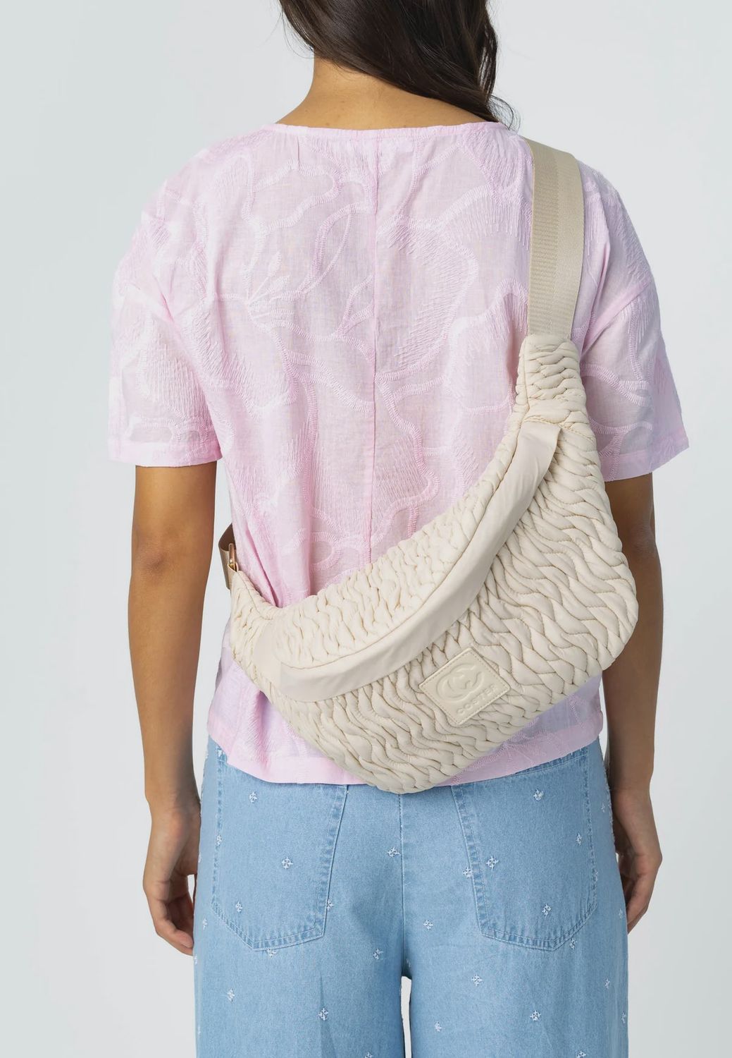 Quilted bumbag cream