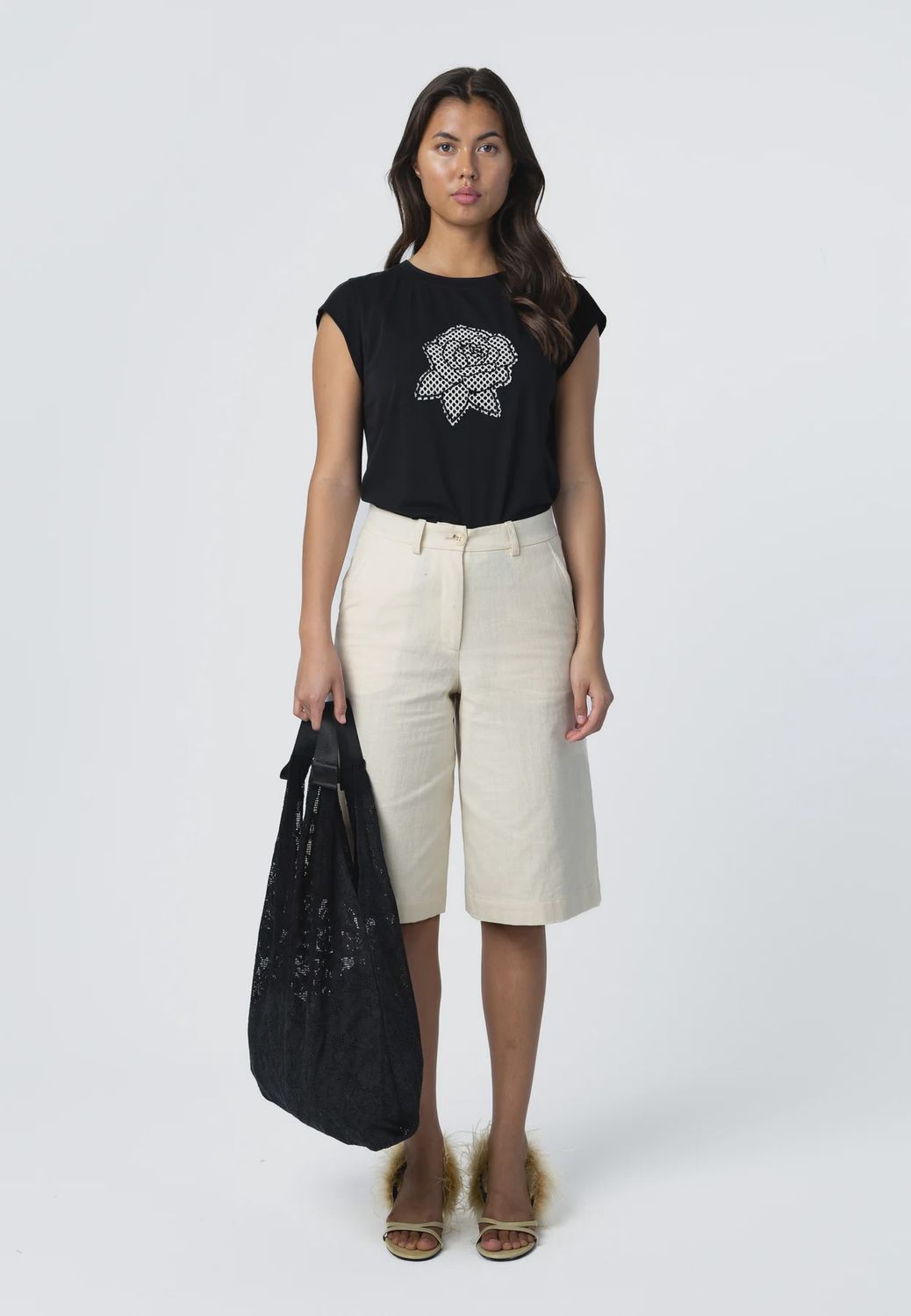 Mesh rose t-shirt black