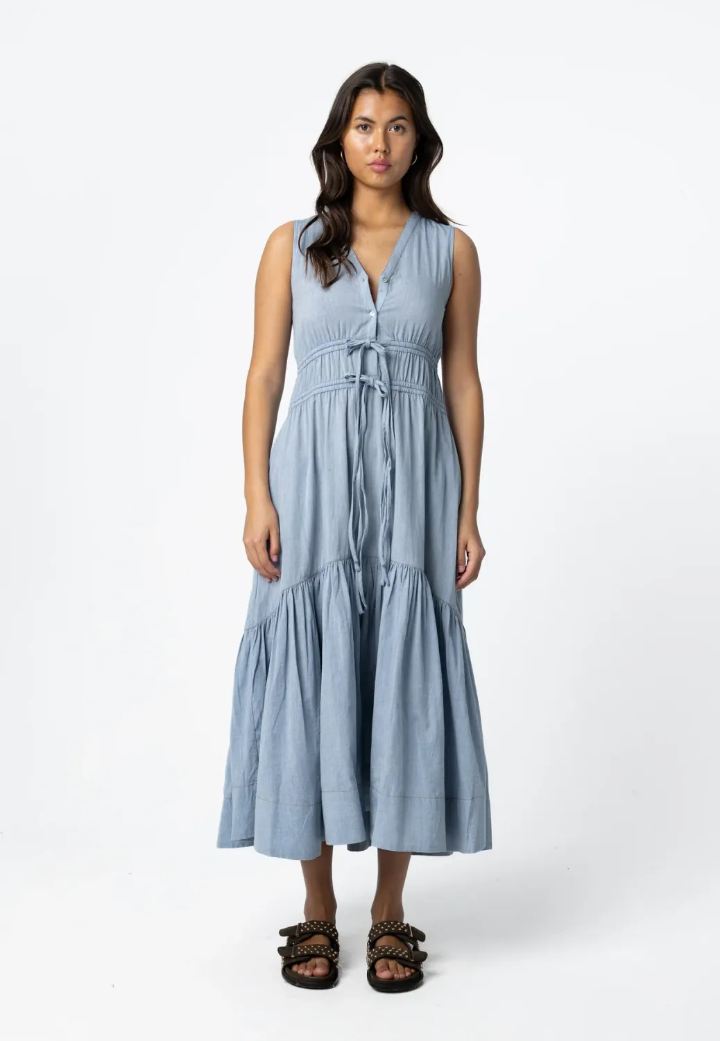 Sleeveless maxi dress pale blue