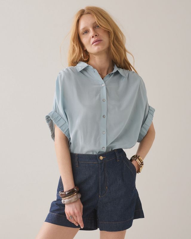 Wear-your-way blouse pale blue